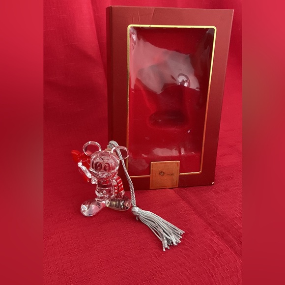 Lenox Collectible “Mickey’s Christmas Gift” Ornament - Picture 1 of 2